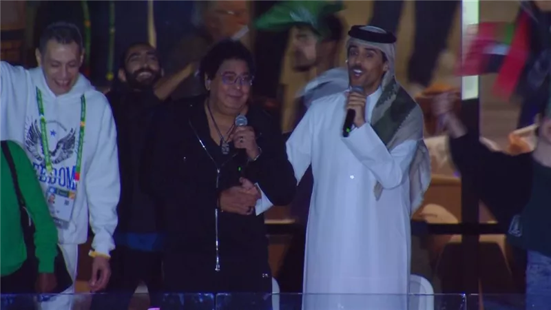 محمد منير يخطف الأنظار في نهائي كأس العرب بملعب لوسيل