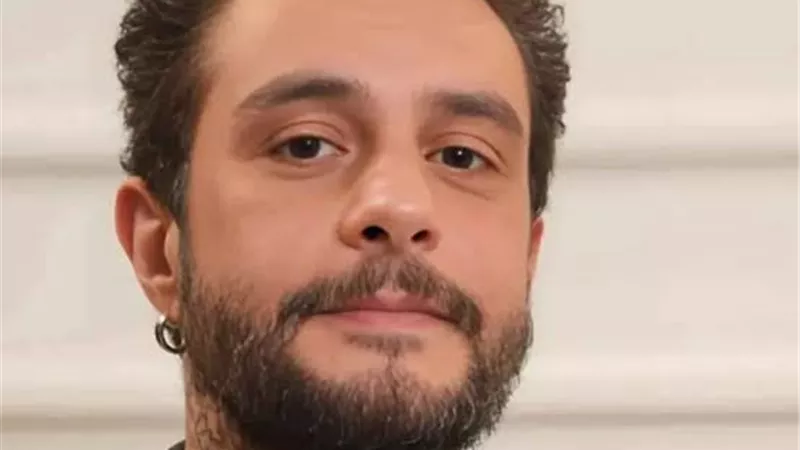 أول تعليق من أحمد الفيشاوي بعد وفاة والدته سمية الألفي 