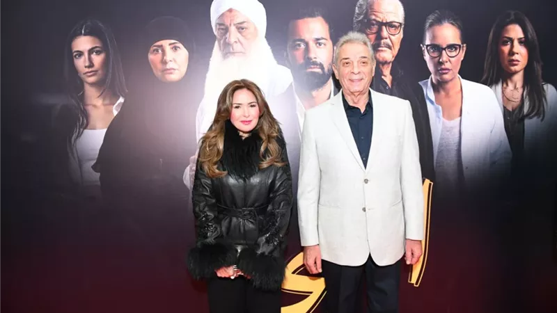 باين عليه التعب.. أول ظهور لـ محمود حميدة بعد خروجه من المستشفى 