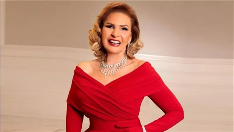 يسرا تحتفي بـ50 عامًا من مسيرتها الفنية في مهرجان البحر الأحمر