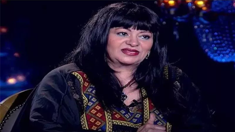 «تفكير غير رشيد».. فريدة سيف النصر تنتقد منع رفع الأذان في بعض المساجد