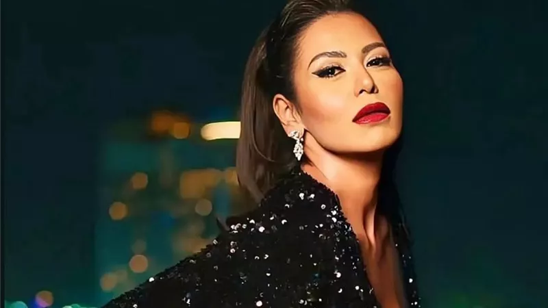 رد مفاجئ من لقاء الخميسي بعد تداول أنباء طلاق عبدالمنصف من فنانة شابة
