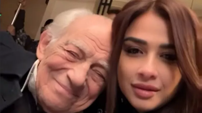 ياسمين عبدالعزيز