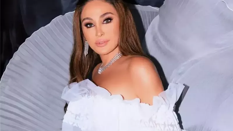 إليسا: 