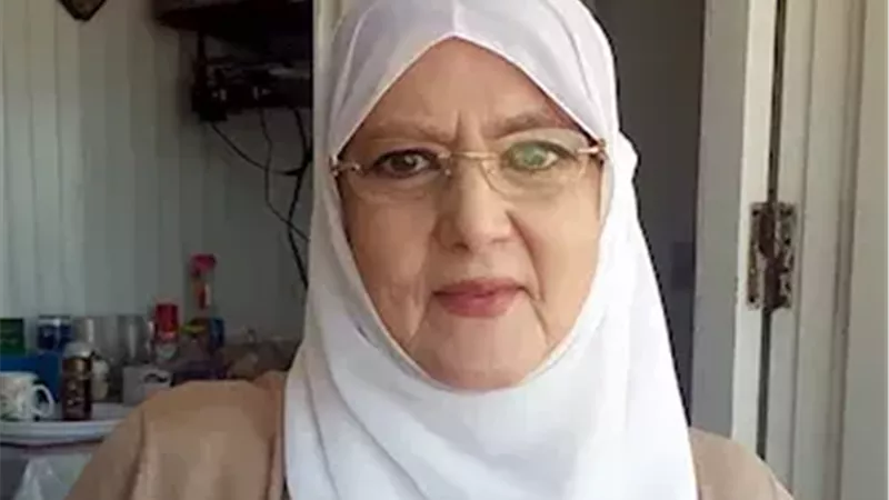 بسبب الحجاب.. شمس البارودي ترد على راغدة شلهوب.. ماذا قالت ؟!