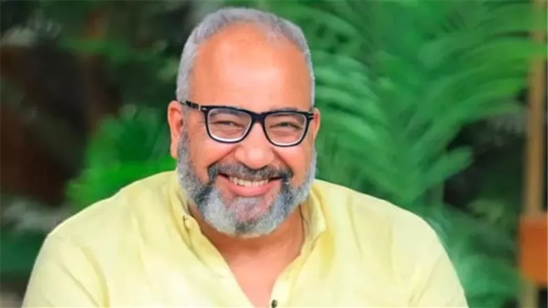 أول إخراج لـ محمد بيومي فؤاد فيلم بطولة والده وليلي علوي 