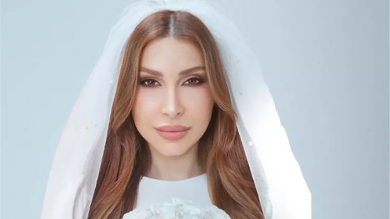 حقيقة زواج يارا اللبنانية بعد تداول صورة لها بفستان زفاف 