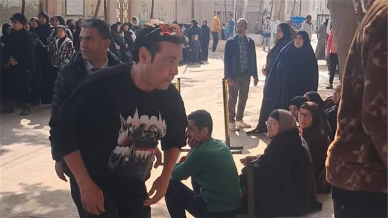 سعد الصغير يواسي رضا البحراوي في وفاة والدته