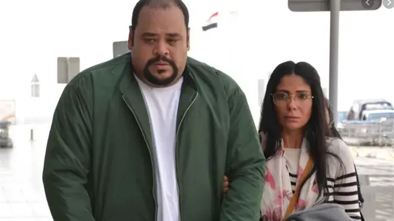 محمد ممدوح: منى أستاذة كبيرة واتعلمت منها كتير 