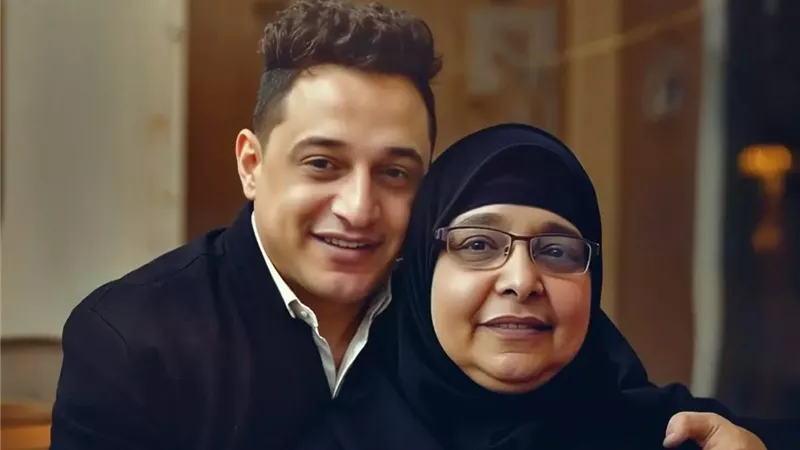 رضا البحراوي يعتزل الغناء بوصية من والدته