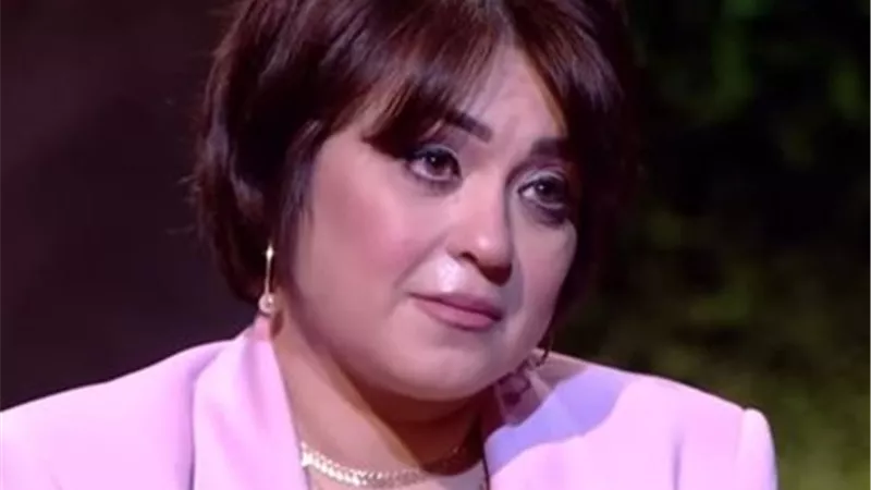 مروة عبد المنعم تتعرض للسرقة.. وتستغيث: 