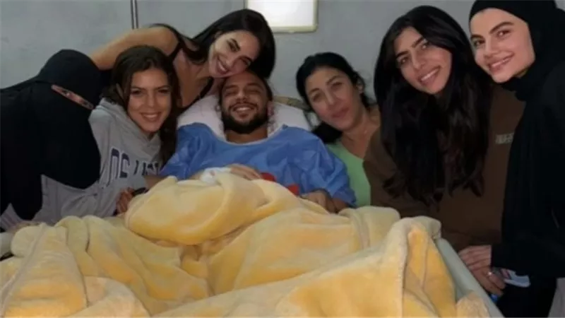 وعكة صحية مفاجئة للمنتج محمد السباعي وزوجته آية سماحة تطمئن الجمهور