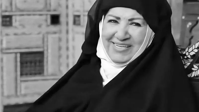 وداع مؤثر للفنانة هدى شعراوي.. انهيار ابنتها في الجنازة واعترافات صادمة من 