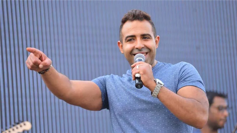 محمد عدوية مفاجأة تتر مسلسل علي كلاي في موسم رمضان 2026