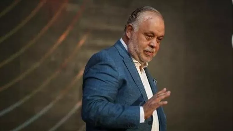 أشرف زكي يعلق على أزمة مسلسل «روح OFF»: الاستعانة بالبلوجرز في الأعمال الفنية مخالفة صريحة 