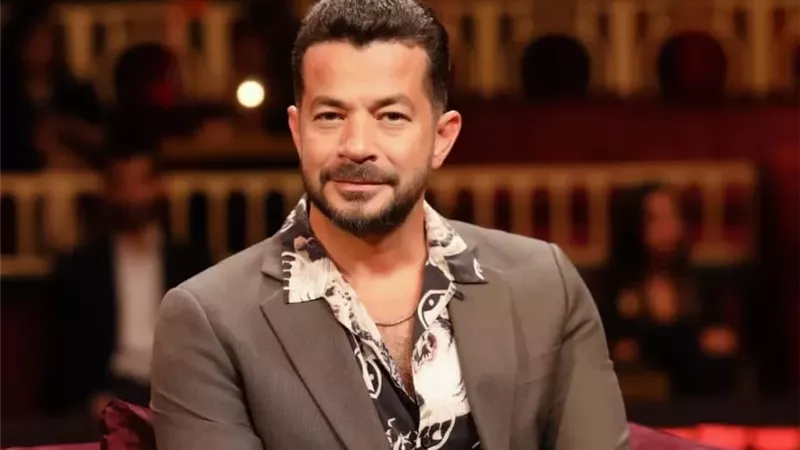 شريف سلامة: 