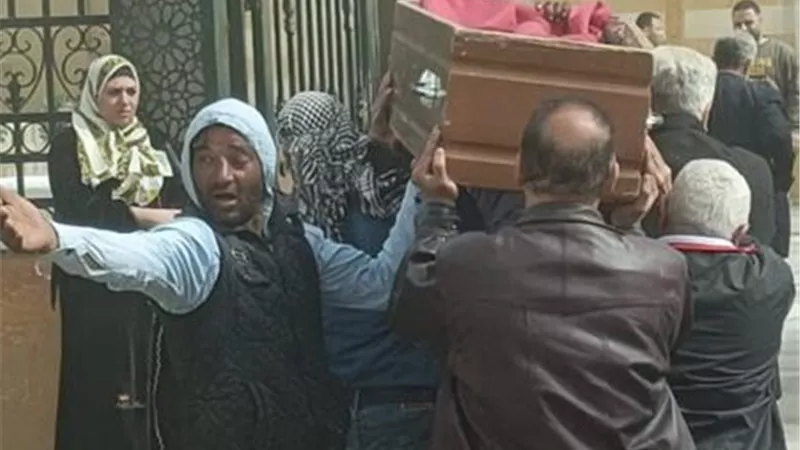 تشييع جثمان والدة الفنانة عبير فاروق من مسجد السيدة نفيسة
