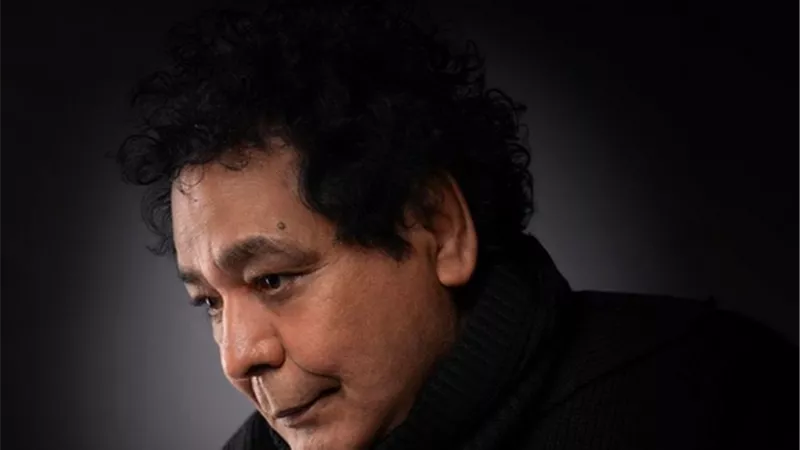 محمد منير يقدم أغنية تتر بداية مسلسل 