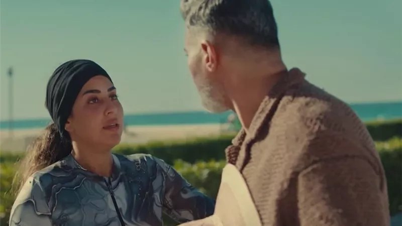 آيتن عامر تكشف سر ظهورها بدون مكياج في 