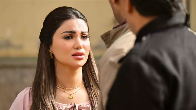 هدى الإتربي تداعب جمهورها من كواليس “مناعة”.. ورسالة خاصة لكمال: “مبصعبش عليه؟!”