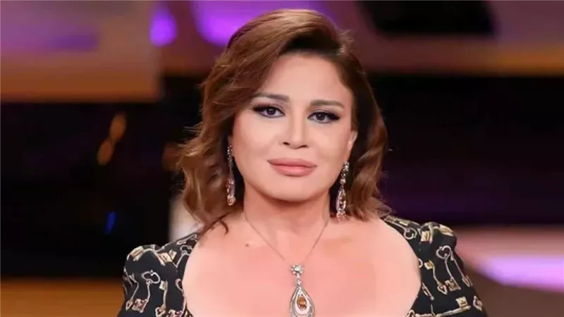 إلهام شاهين: أنا متصالحة مع كل مرحلة في عمري.. وأرفض عمليات التجميل