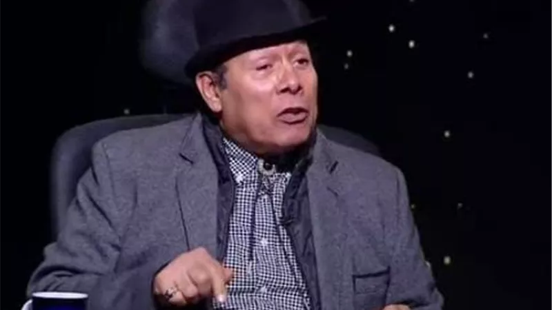 أحمد ماهر يرد على اتهامه بالبخل: الأكل عورة ومبحبش حد يشاركني فيه لا اولادي ولا زوجتي