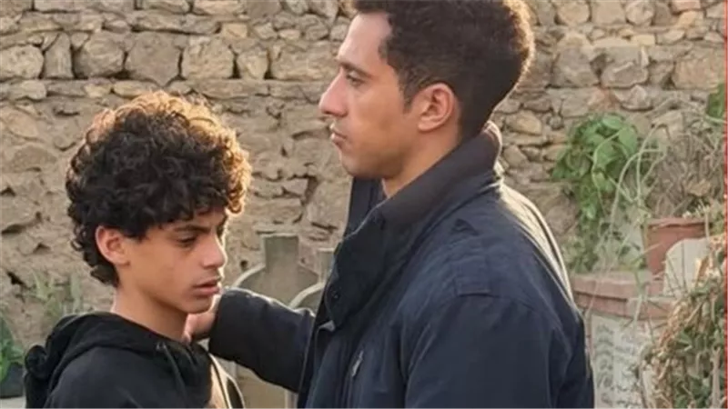عصام عمر وباسم سمرة وعمر شريف من كواليس الحلقة العاشرة لمسلسل 