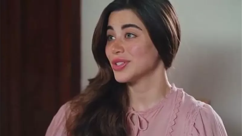 بشهادة الجمهور والنقاد.. يارا السكري تخطف الأضواء في 