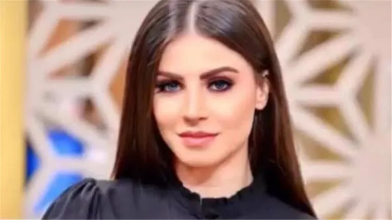 عزاء الإعلامية إيناس الليثي في مسجد المشير طنطاوي بالتجمع الخامس.. الجمعة