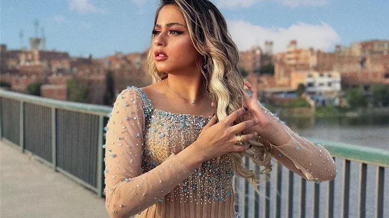 هايدي كامل تعلن ظهورها في 