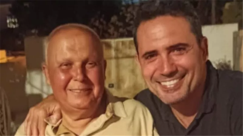 وفاة شقيق ظافر العابدين.. الفنان ينعاه بكلمات مؤثرة: “رحل قدوتي في الحياة”