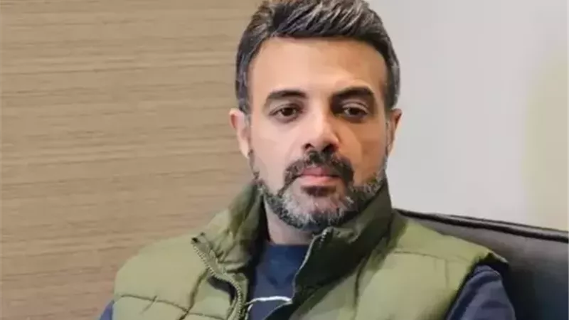 عمرو محمود ياسين يكشف حقيقة تغيير نهاية مسلسل وننسي اللي كان