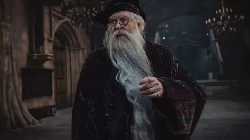 طرح برومو مسلسل هاري بوتر  Harry Potter and the Philosopher's Stone وموعد عرضه