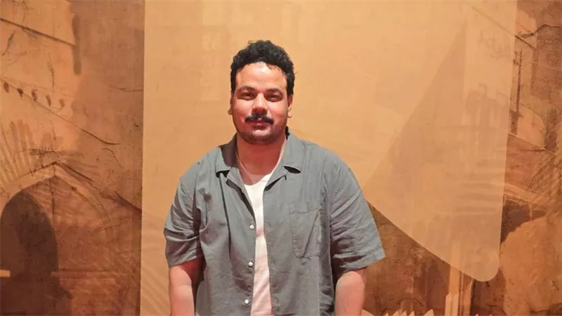 مصطفى غريب يوجه رسالة مؤثرة لزملائه: اعذروني لو قصرت معاكم
