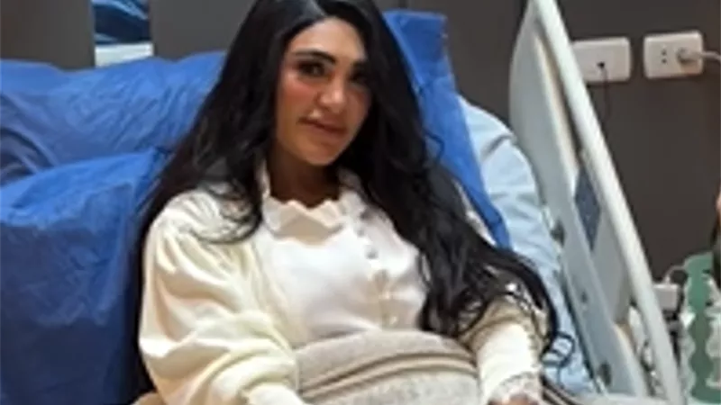عيطت كتير وكنت خايفة مارجعش لوزني.. سالي عبد السلام تروي تجربتها مع إكتئاب الحمل