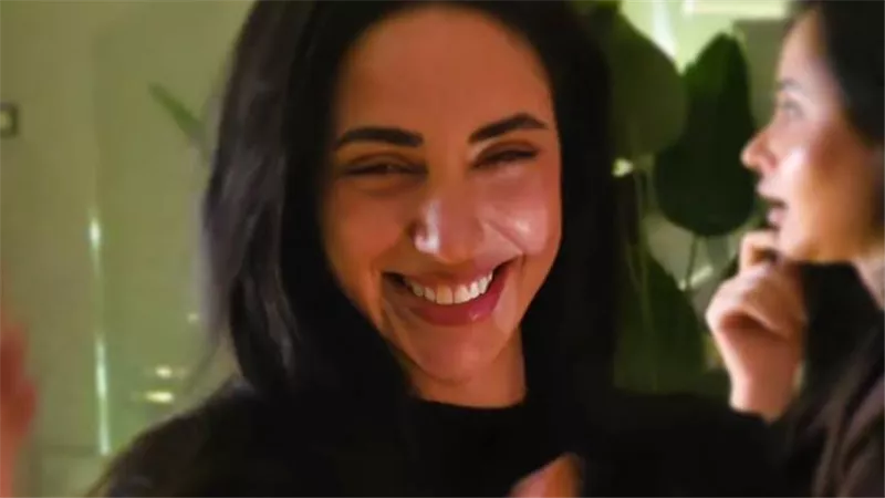 محمد السباعي: 