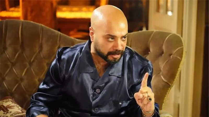 منع تصوير جنازة والد الفنان حاتم صلاح بناء على طلب الأسرة 