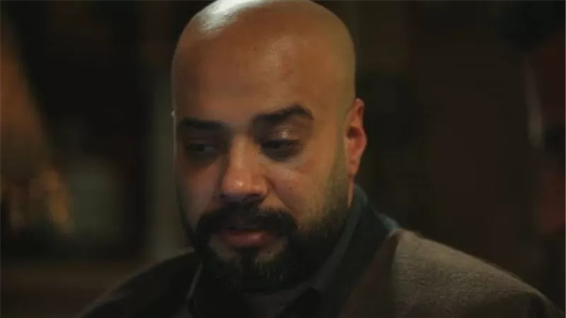 تشييع جنازة والد الفنان حاتم صلاح من مسجد آل رشدان عقب صلاة الظهر اليوم