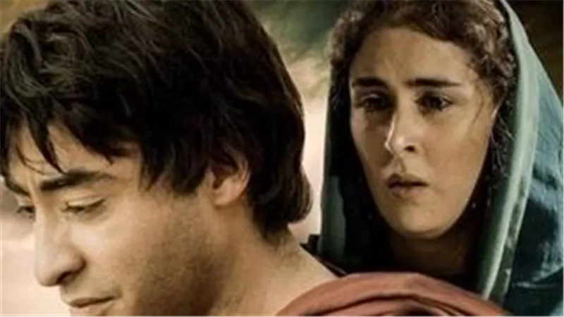 عائشة بن أحمد تتألق في عرض فيلم «أوغسطينوس بن دموعها» بمركز الثقافة السينمائية احتفالًا بعيد القيامة المجيد