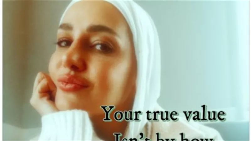 حلا شيحة تثير الجدل برسالة غامضة عن “القيمة الحقيقية”: ليست بعدد المتابعين بل بنقاء النوايا والأفعال