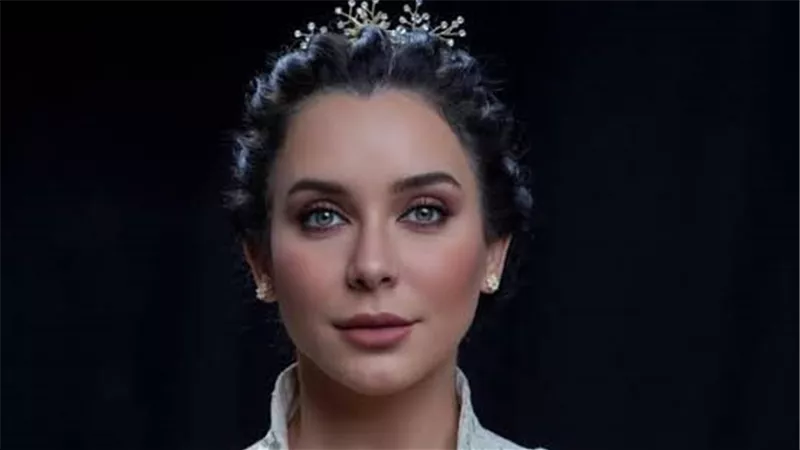 مهرجان أسوان الدولي لأفلام المرأة يكرم سلاف فواخرجي في افتتاح دورته العاشرة احتفاءً بمسيرتها الفنية