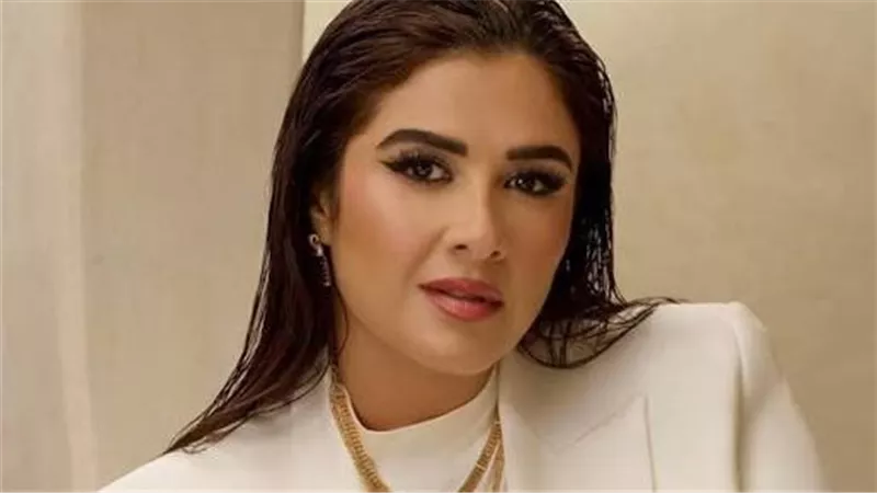 ياسمين عبدالعزيز: سعيدة بتكريمي من فرسان السلام بالأردن بعد نجاح “وننسى اللي كان”