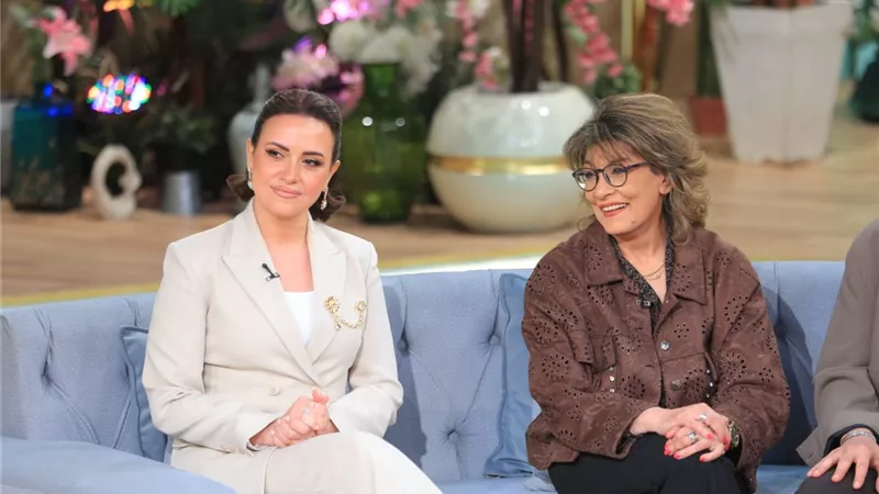 اليوم وغدًا.. منى الشاذلي تستضيف أبطال «حكاية نرجس» في برنامج «معكم منى الشاذلي»