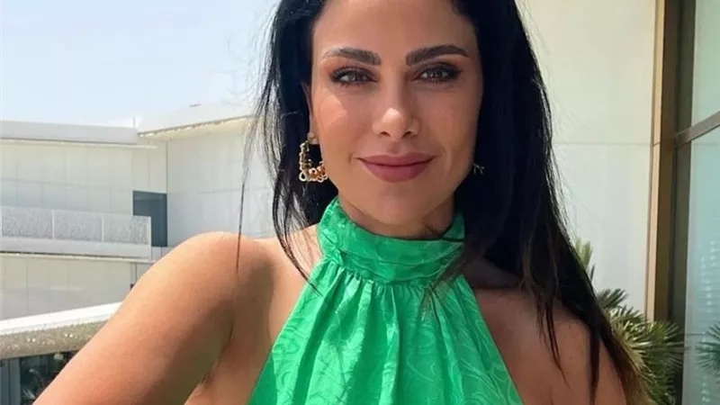 هنا شيحة تحتفل بعيد ميلاد صبا مبارك