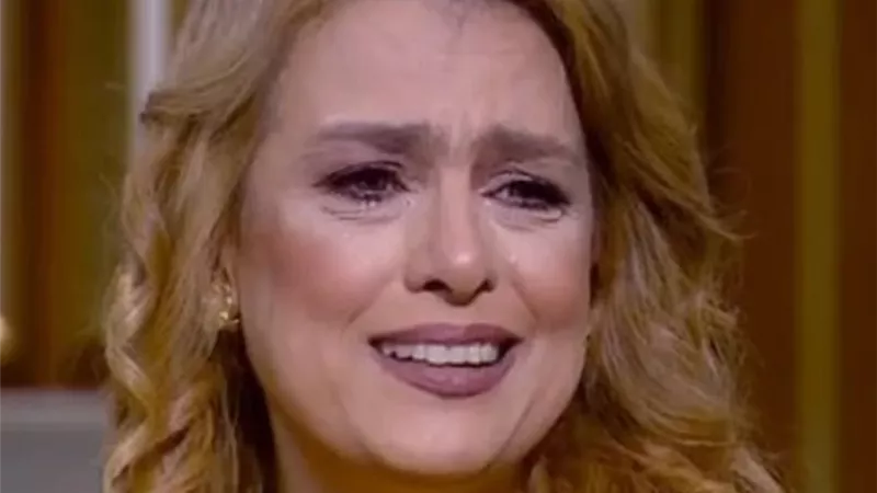 سيمون: 