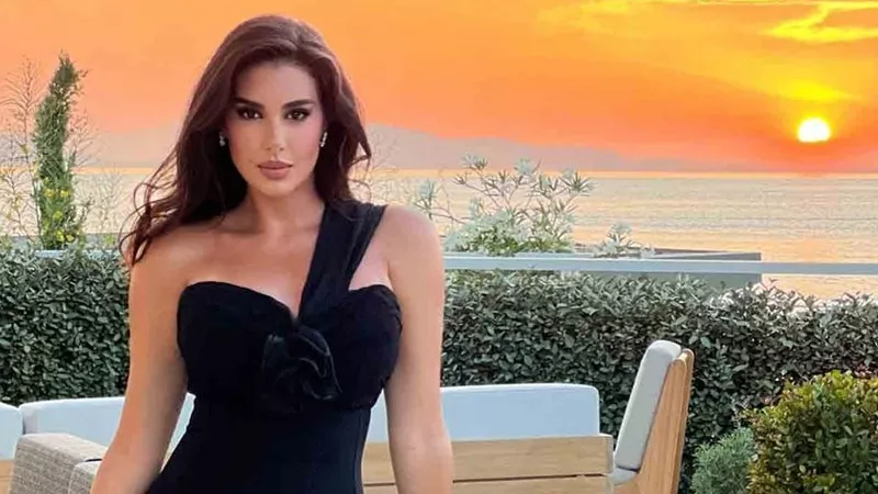 ياسمين صبري بإطلالة كاجوال أنيقة