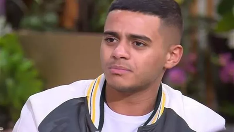 يوسف رأفت يتحدث عن تعرضه للعنف من زوج والدته وإنقاذ والده له