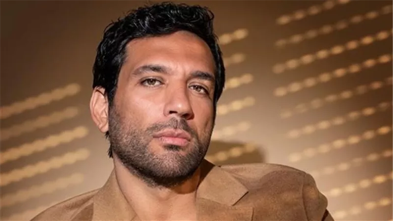 حسن الرداد يدعم محمد صلاح بعد إعلان رحيله عن ليفربول: 