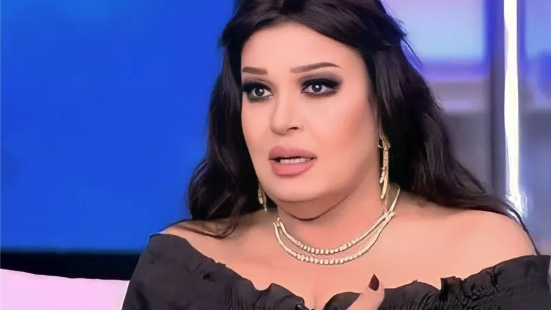 فيفي عبده تعزي منة شلبي في رحيل والدها