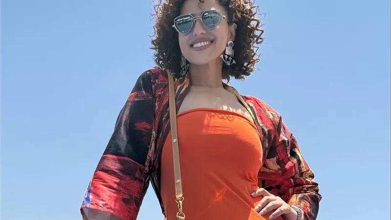 حنان مطاوع بإطلالة نهارية أنيقة من فعاليات مهرجان أسوان لأفلام المرأة